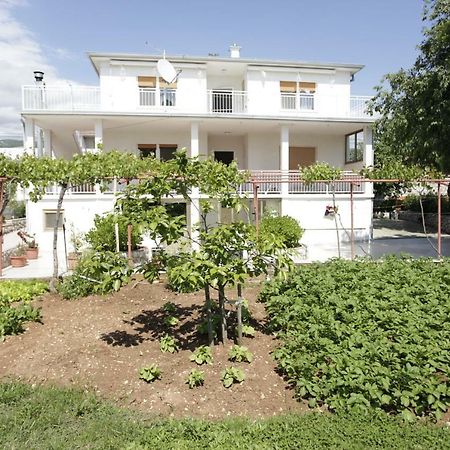 Guest House Balazevic Novi Vinodolski Exterior photo