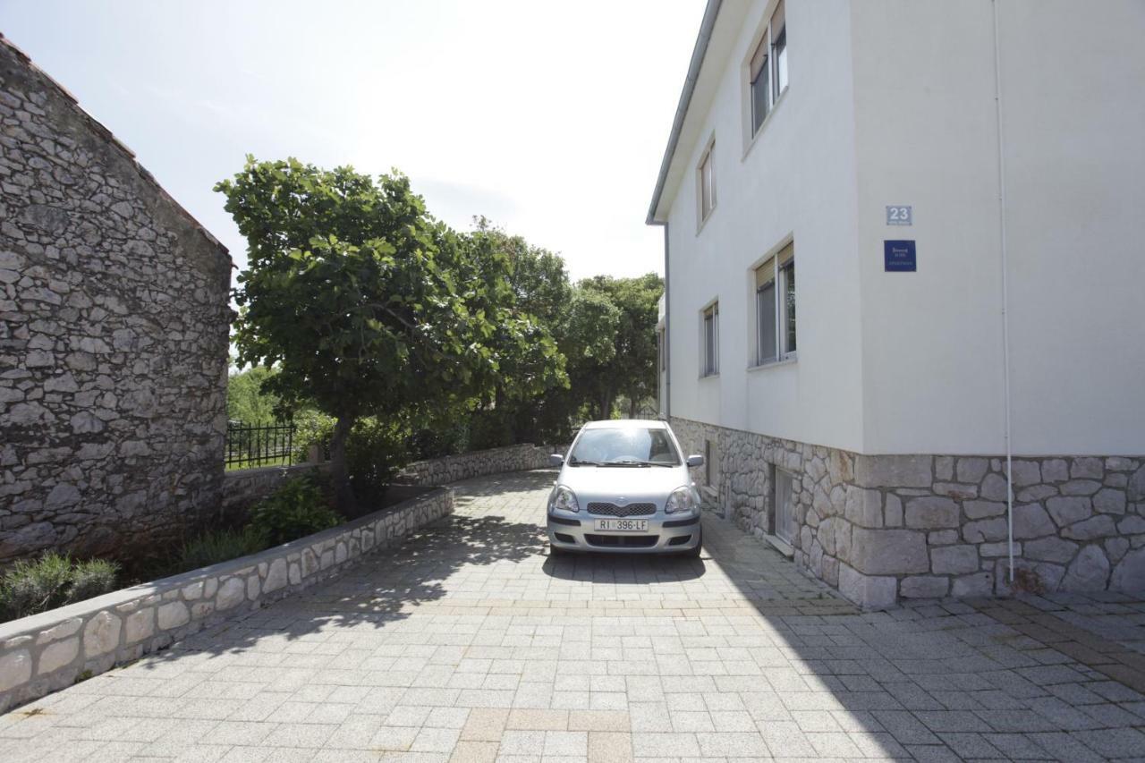 Guest House Balazevic Novi Vinodolski Exterior photo