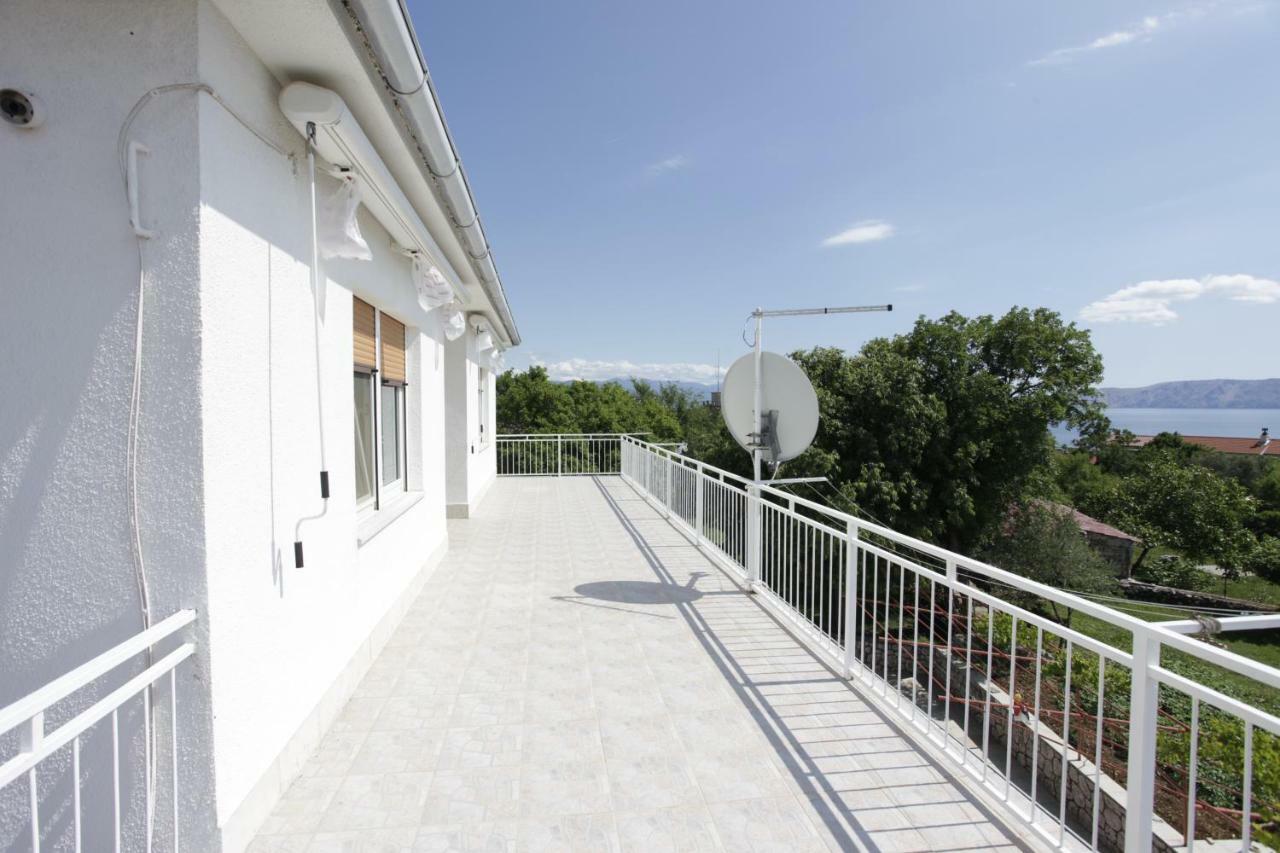Guest House Balazevic Novi Vinodolski Exterior photo