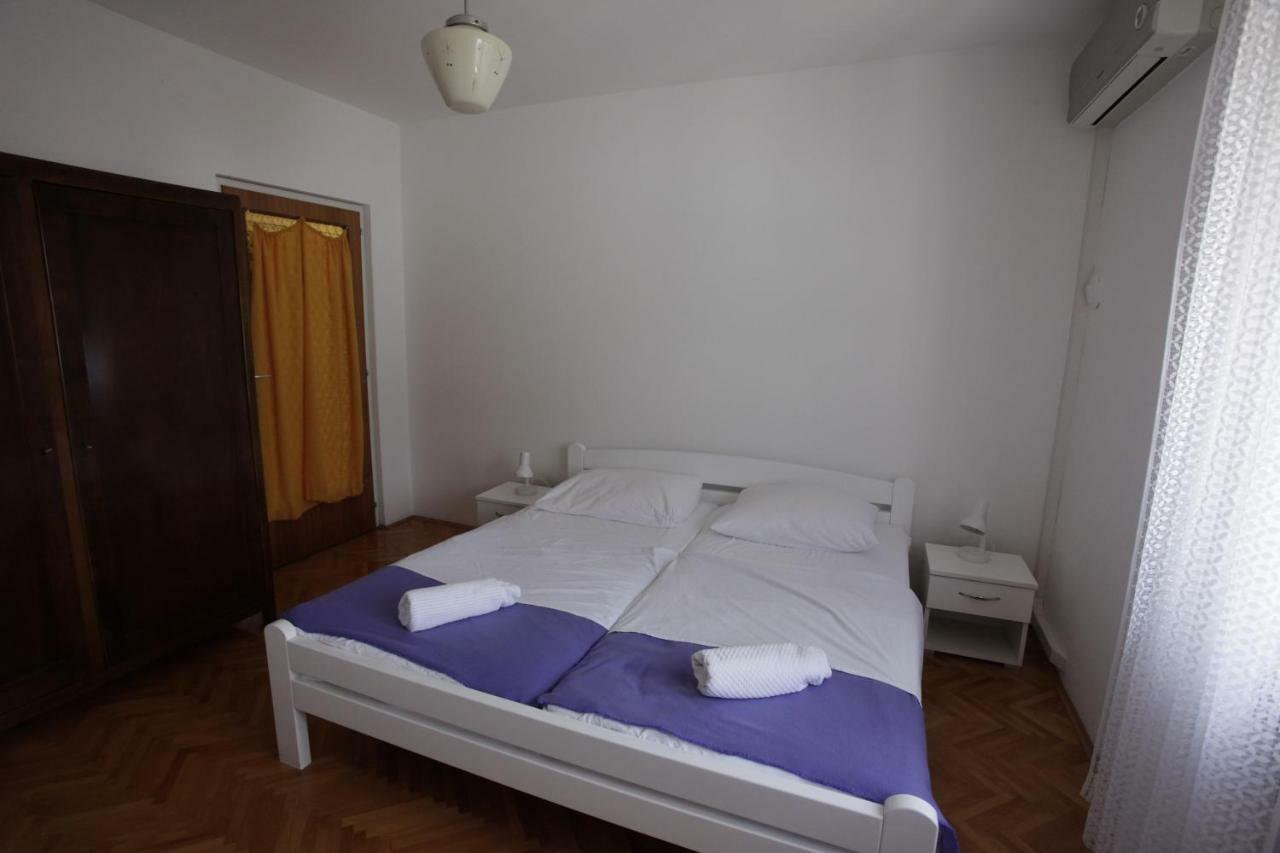 Guest House Balazevic Novi Vinodolski Exterior photo